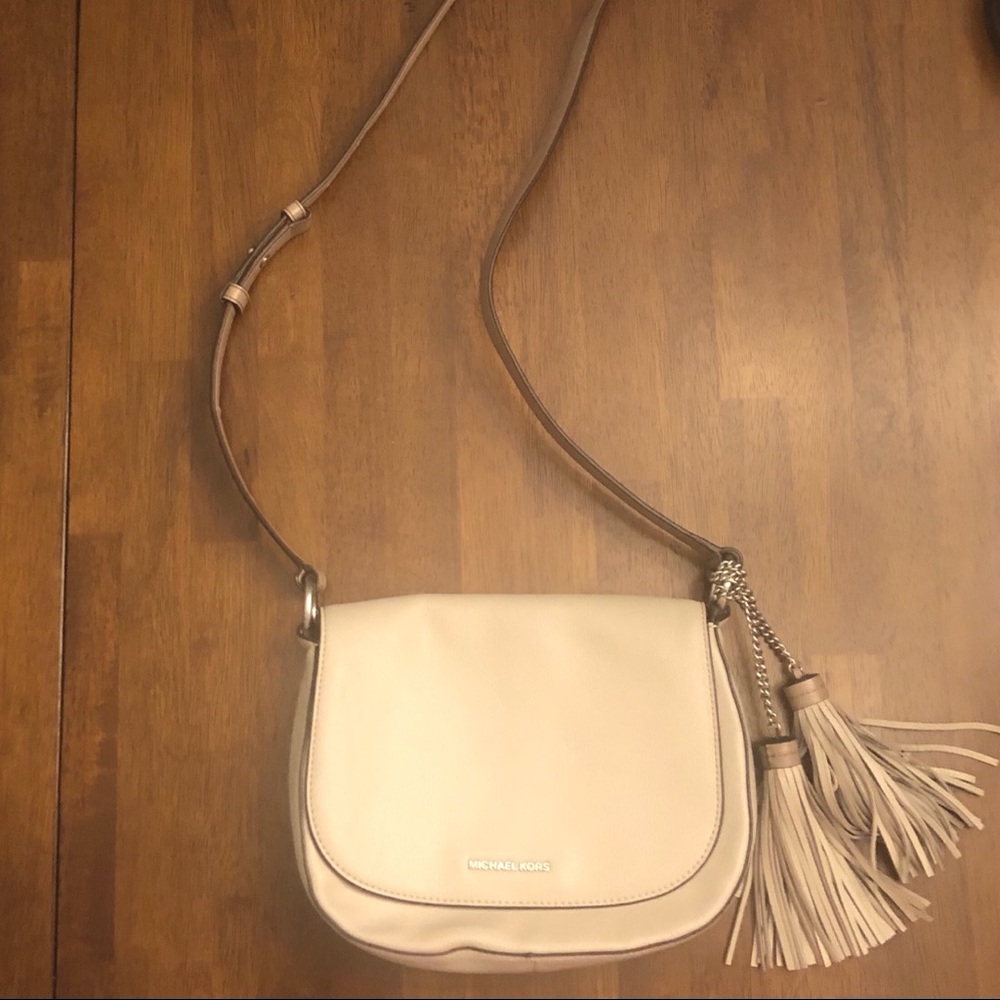 🍦 Authentic Cream Michael Kors Purse 🍦